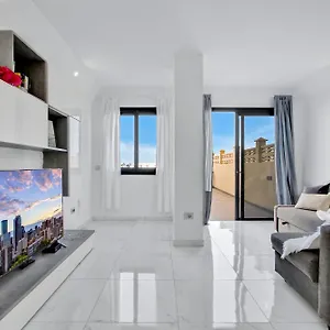 https://paradise-luxury-apartment.in-canary-islands.com